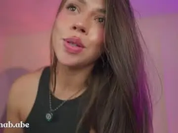 Innana_babe  live sex cam