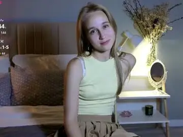 Ladyevee  live sex cam