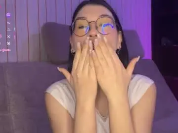 Linna4cute  live sex cam