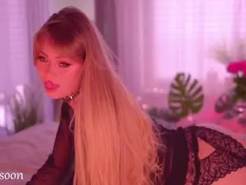 Lovellynelly  live sex cam