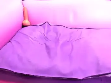 Mommy_dirty_squirt  live sex cam