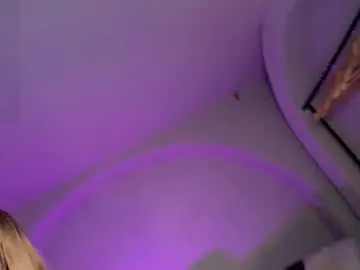 Niaholland  live sex cam