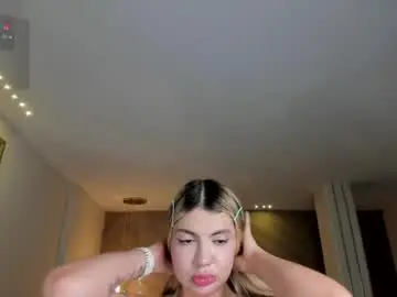 Niaholland  live sex cam