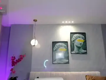 Niaholland  live sex cam