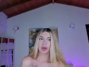 Niaholland  live sex cam