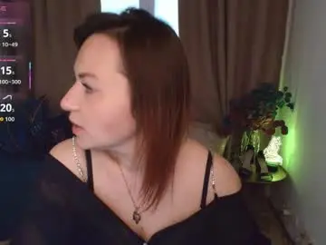 Serena_foxxx  live sex cam