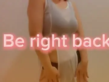 Serena_foxxx  live sex cam