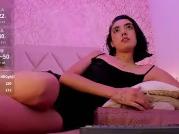 Skinnyisa  live sex cam