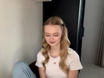 Teofilameaker  live sex cam