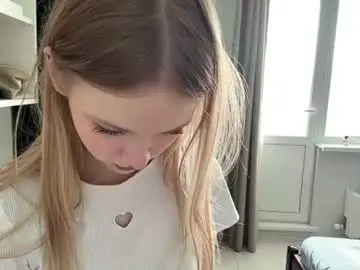 Teofilameaker  live sex cam