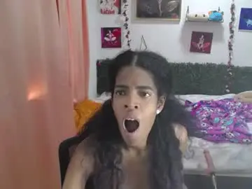 Thiana_horny  live sex cam