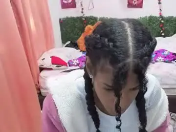 Thiana_horny  live sex cam
