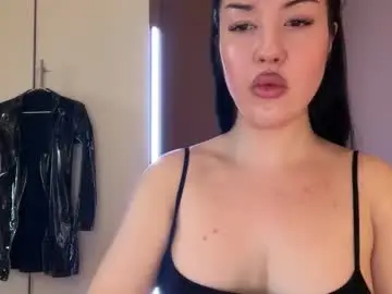 Urdevilbaby  live sex cam