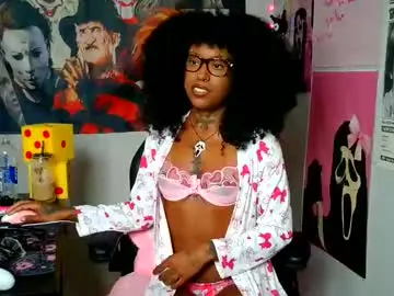 00spookiebaddie00  live sex cam