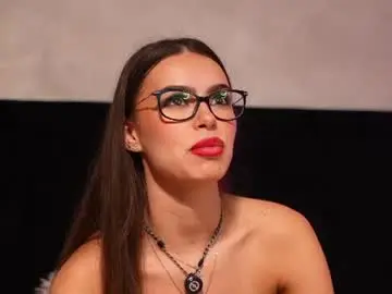 Alexxisrae  live sex cam