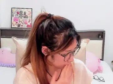 Charlottelin  live sex cam