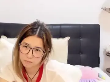 Charlottelin  live sex cam