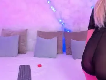 Cloe_bunnyy  live sex cam