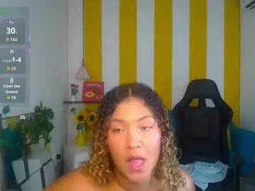 Cristal_war  live sex cam