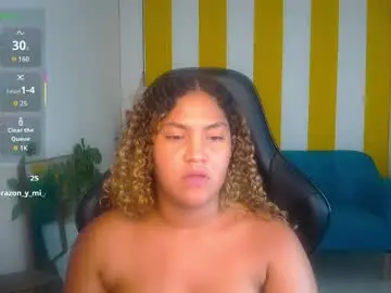 Cristal_war  live sex cam