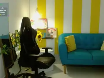 Cristal_war  live sex cam