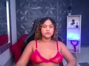 Cristal_war  live sex cam