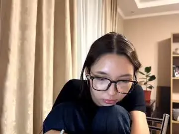 Drewtrifiletti  live sex cam