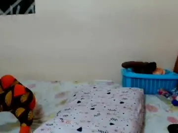Jannie_e  live sex cam