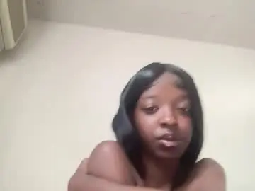 Kaethebratdoll  live sex cam
