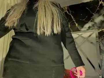 Katyhornymilfsexy  live sex cam