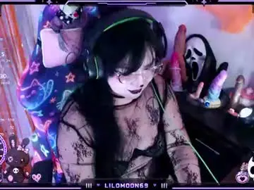 Lilomoon69  live sex cam