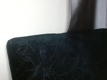 Lustrouschoco  live sex cam