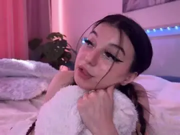 Luvlyveronica  live sex cam