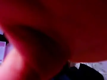 Manuevans10  live sex cam