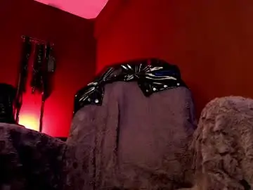 Manuevans10  live sex cam