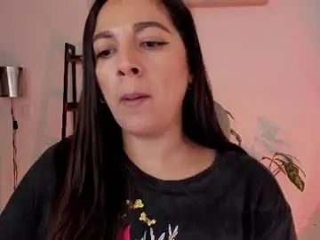 Pink_kitten_  live sex cam