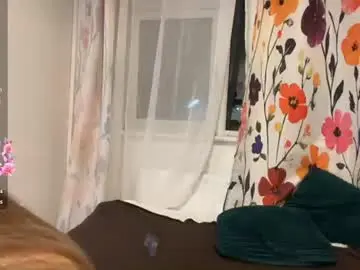 Ravelyn  live sex cam