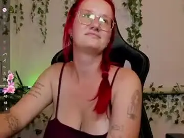 Roniya_v  live sex cam