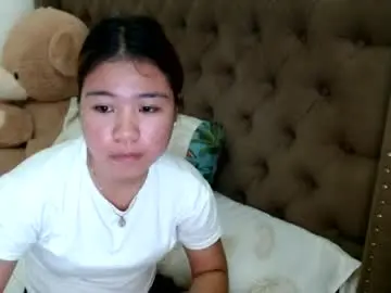 Slutangel143  live sex cam