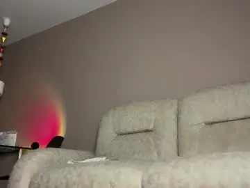 Tylaivory  live sex cam