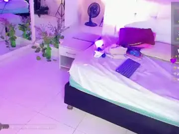 Aileenkeys  live sex cam