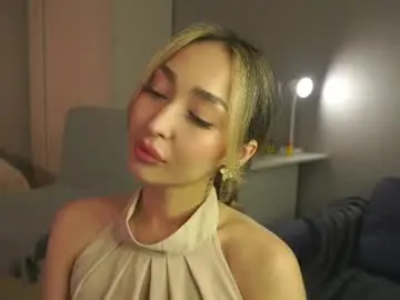 Bettercallkira  live sex cam