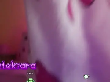 Datekiara  live sex cam