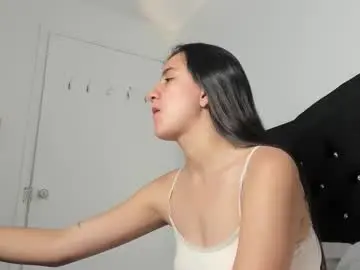 Gisell_antonella  live sex cam