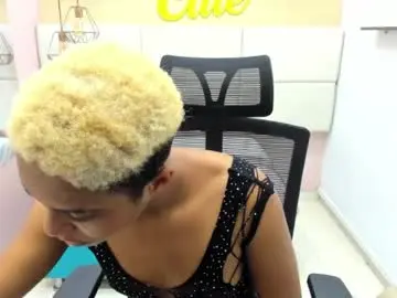 Mairalicruz  live sex cam