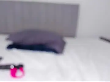 Mia_cute25  live sex cam