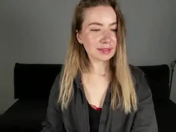 Mia_luxx92  live sex cam