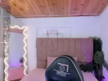 Ninna_tay  live sex cam