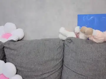 One_more_touch  live sex cam