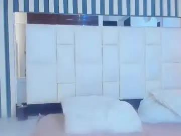 Paola_zapata  live sex cam